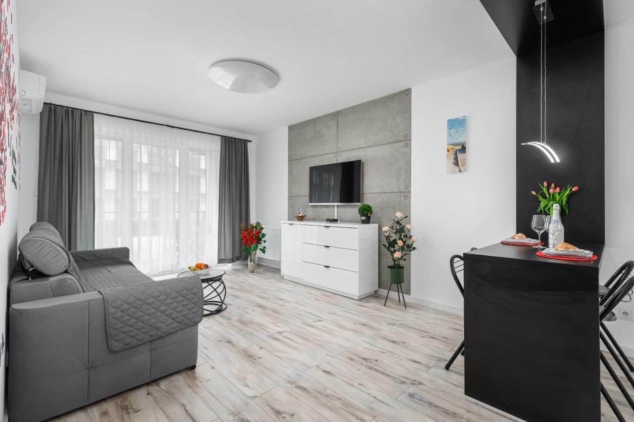 Dziwnów Stylish Apartment by the Lake by Renters Exterior foto